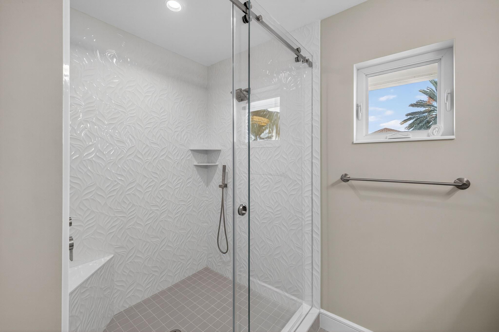 2024 Harbourview Dr Fort Lauderdale, FL 33316