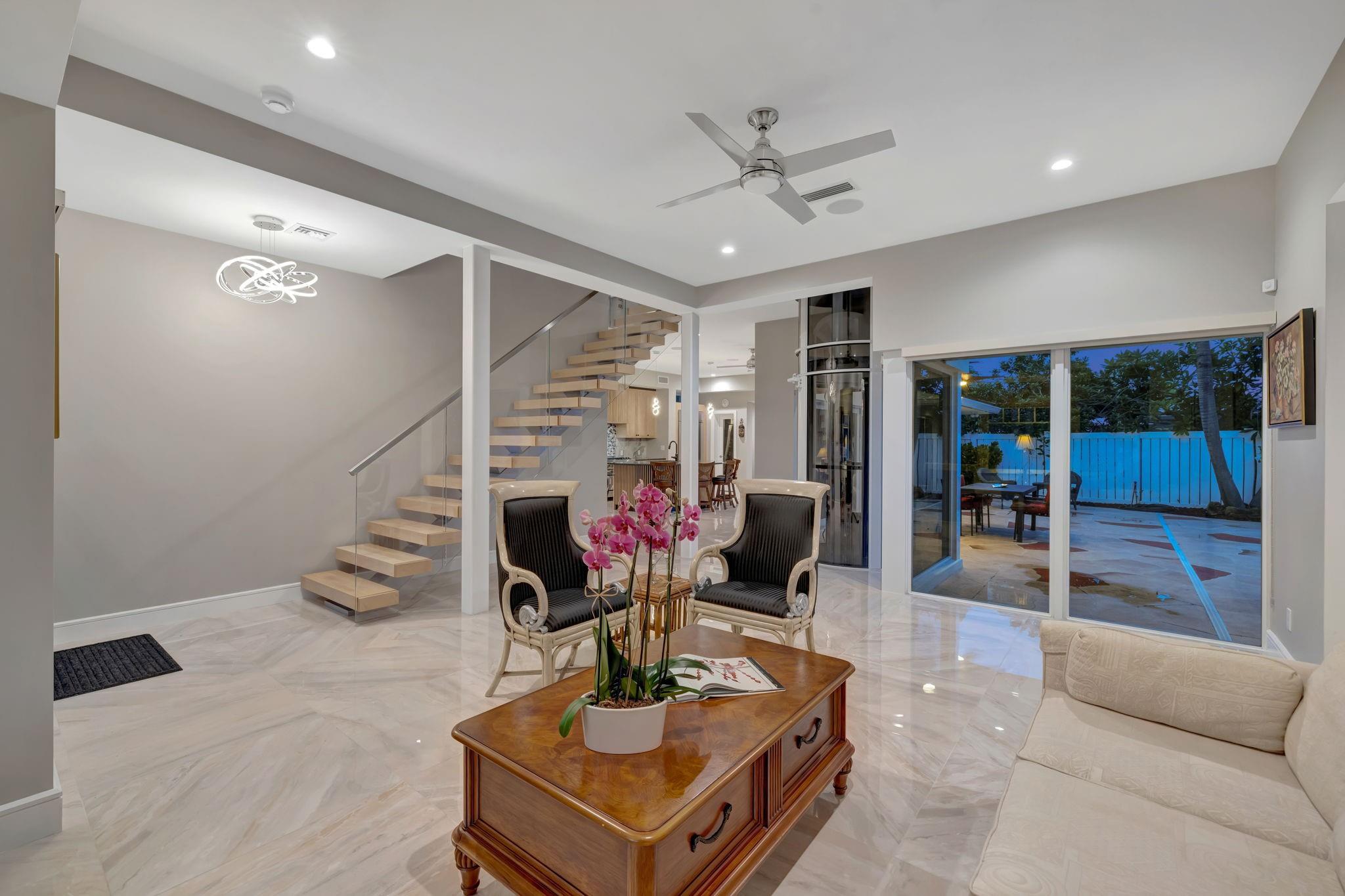 2024 Harbourview Dr Fort Lauderdale, FL 33316