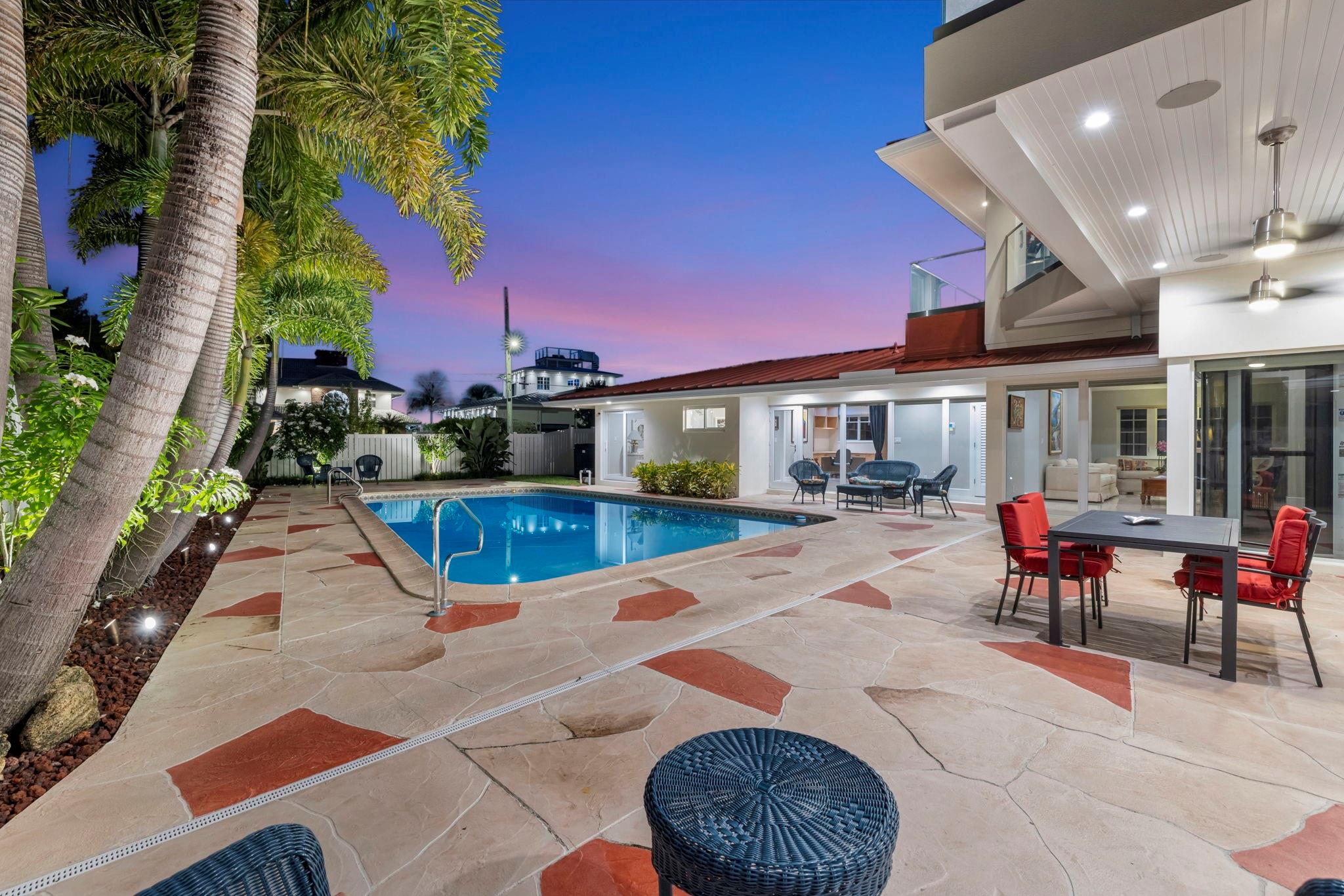 2024 Harbourview Dr Fort Lauderdale, FL 33316