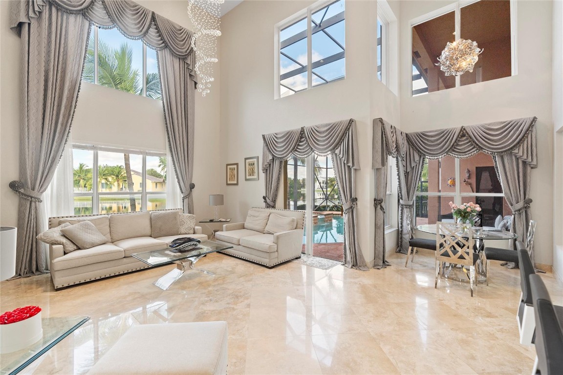 4622 SW 185th Miramar, FL 33029