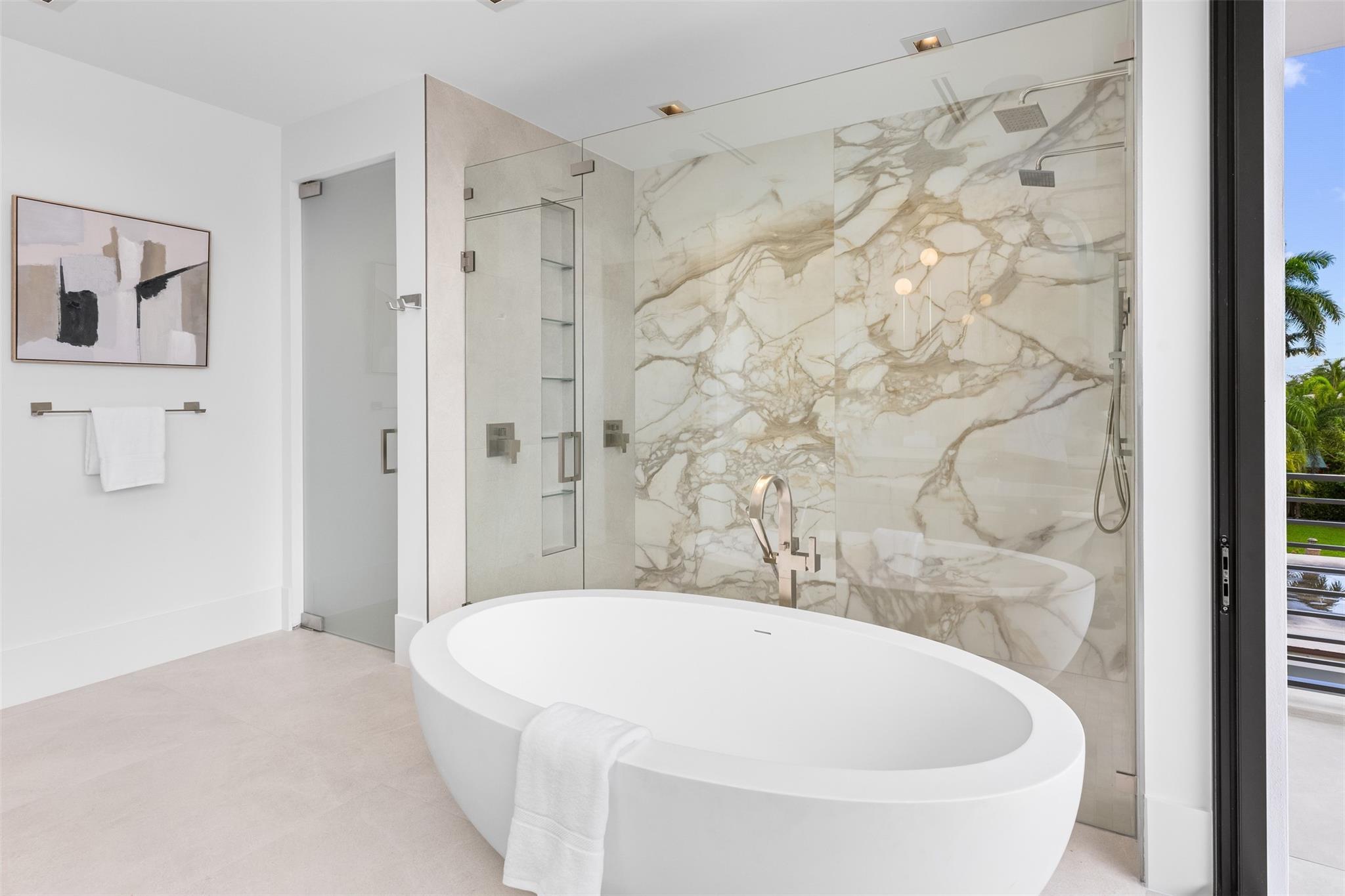 1626 E Lake Dr Fort Lauderdale, FL 33316