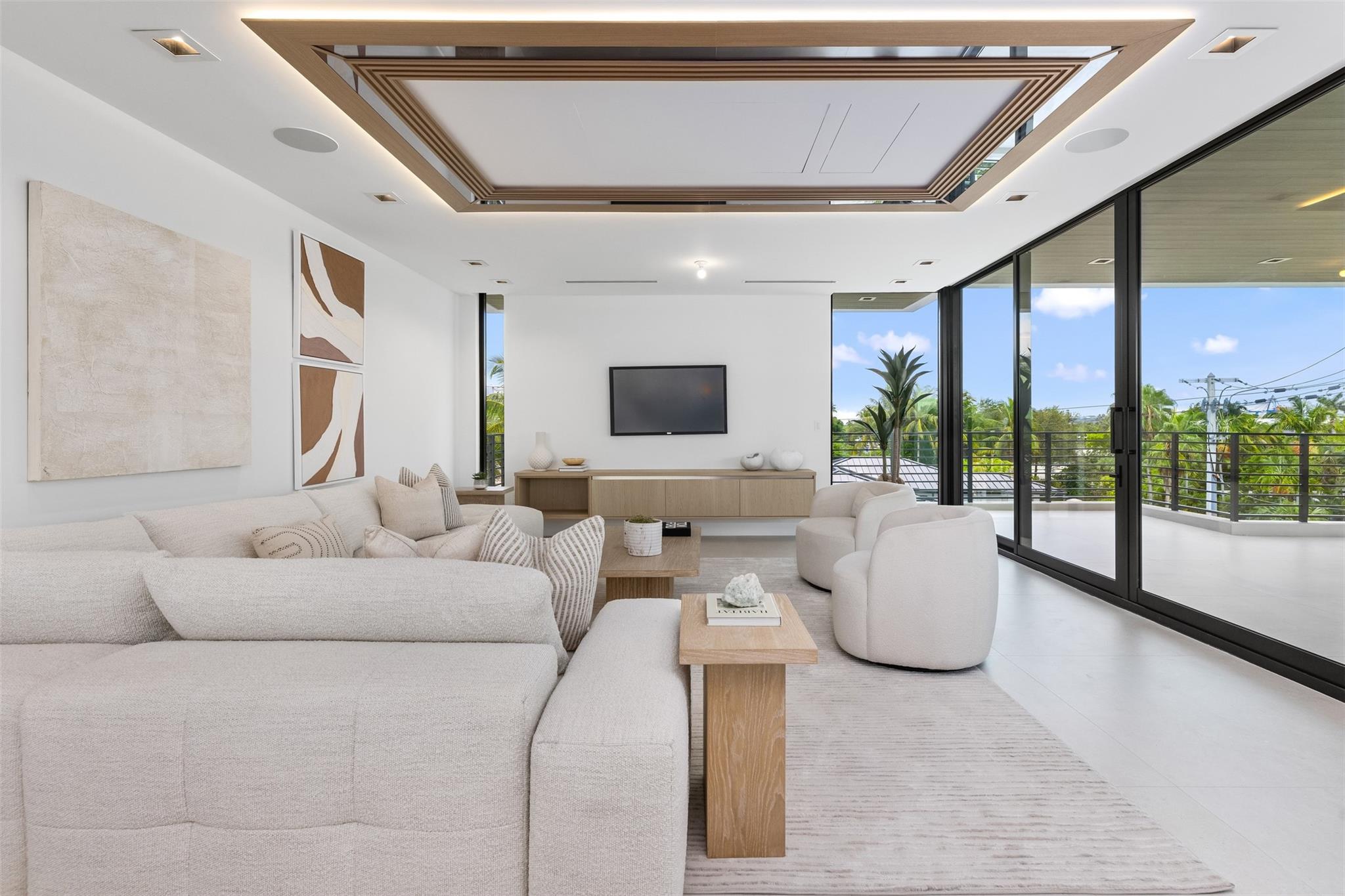 1626 E Lake Dr Fort Lauderdale, FL 33316