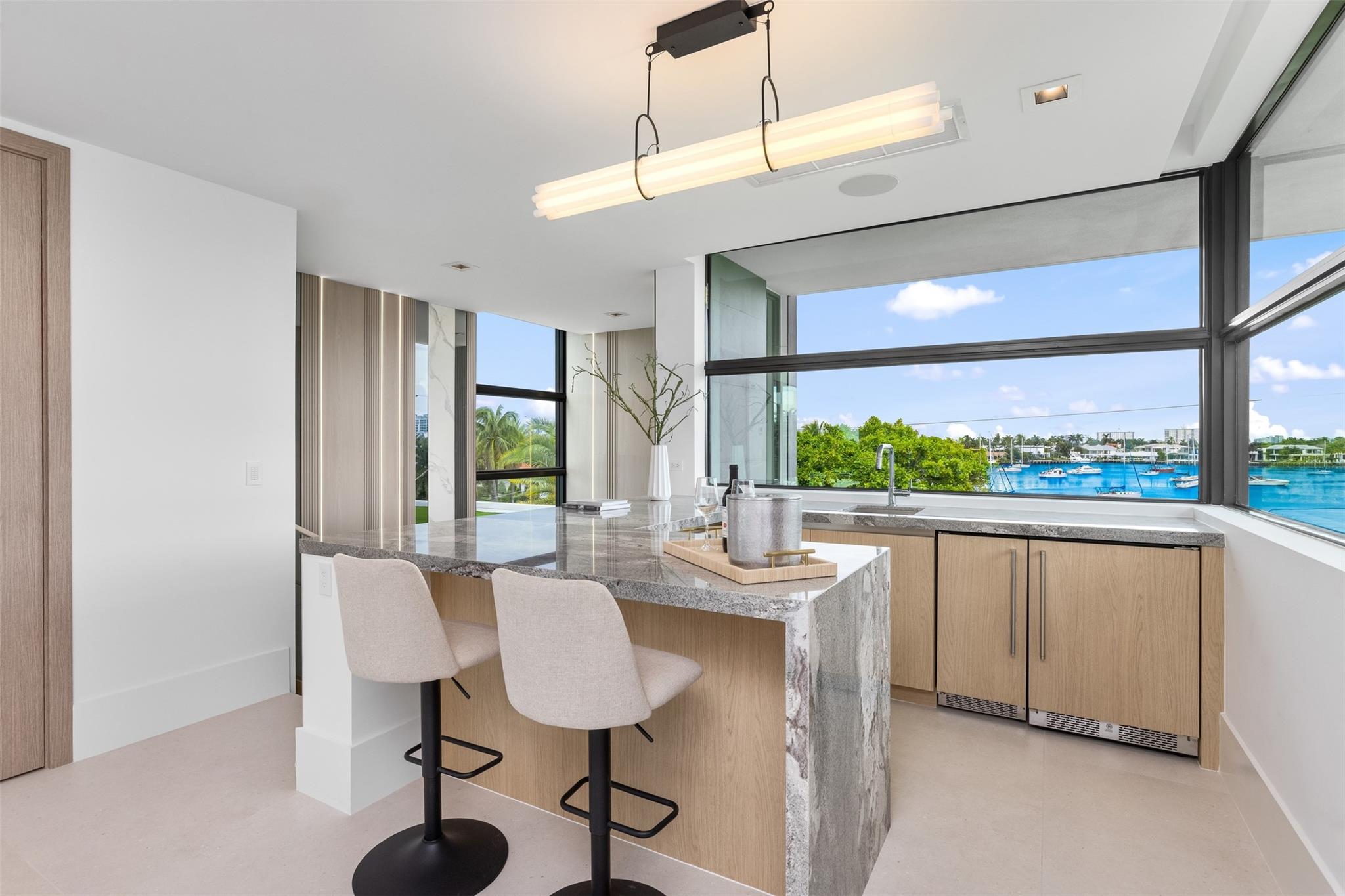 1626 E Lake Dr Fort Lauderdale, FL 33316