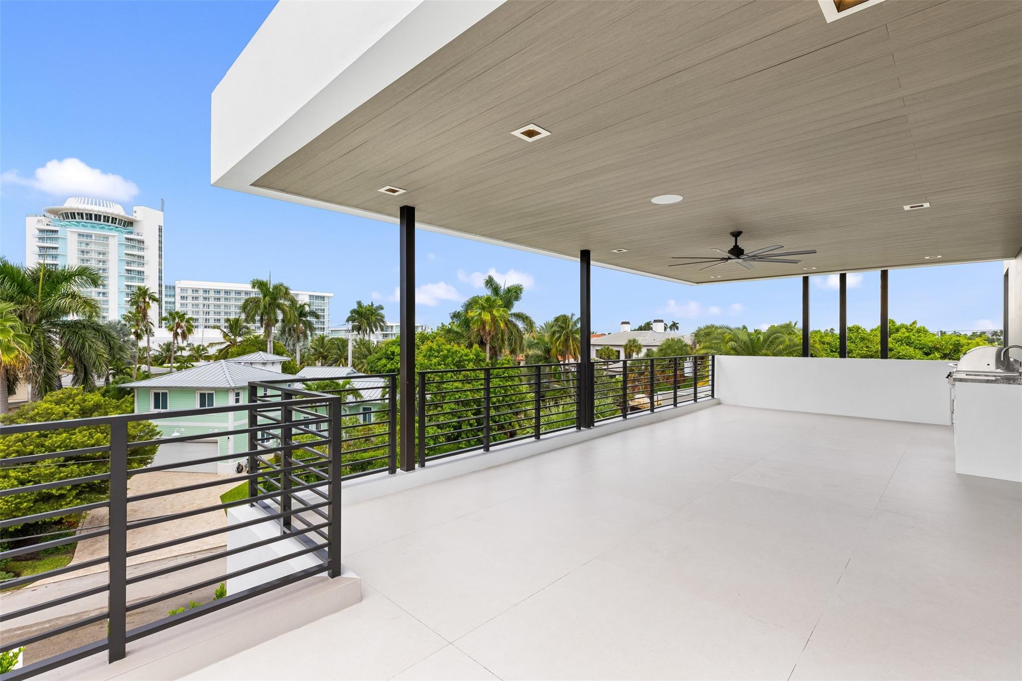 1626 E Lake Dr Fort Lauderdale, FL 33316