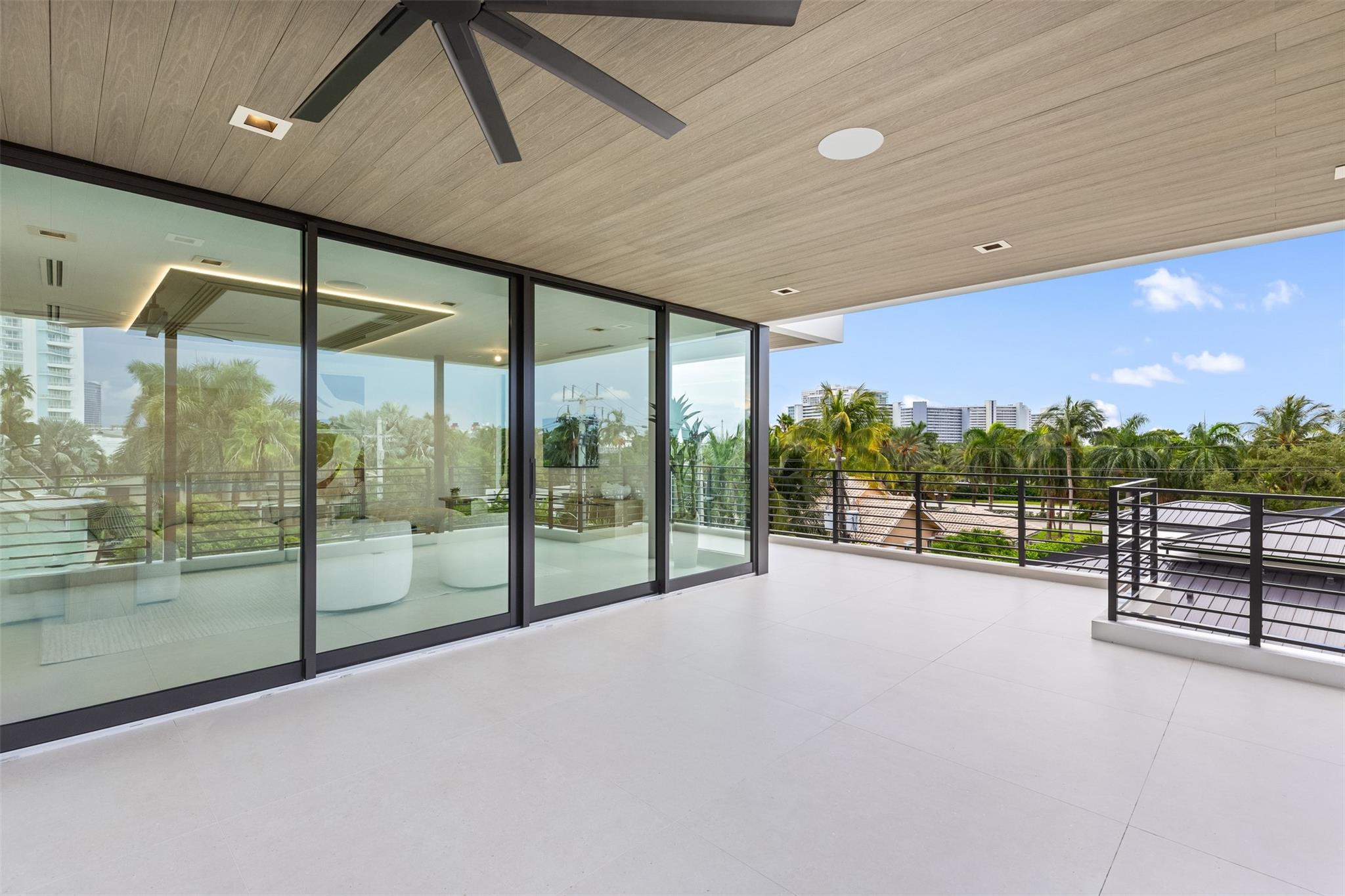 1626 E Lake Dr Fort Lauderdale, FL 33316