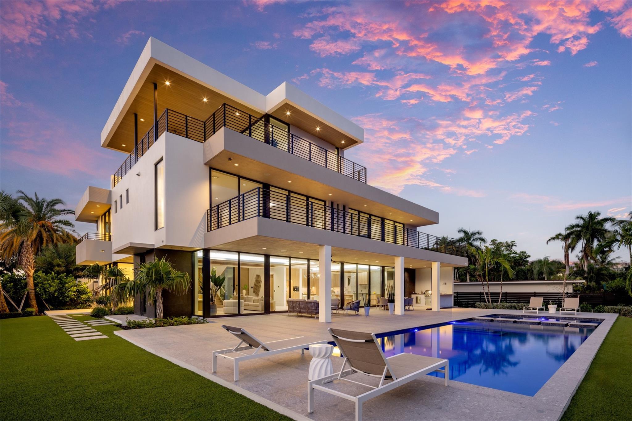 1626 E Lake Dr Fort Lauderdale, FL 33316