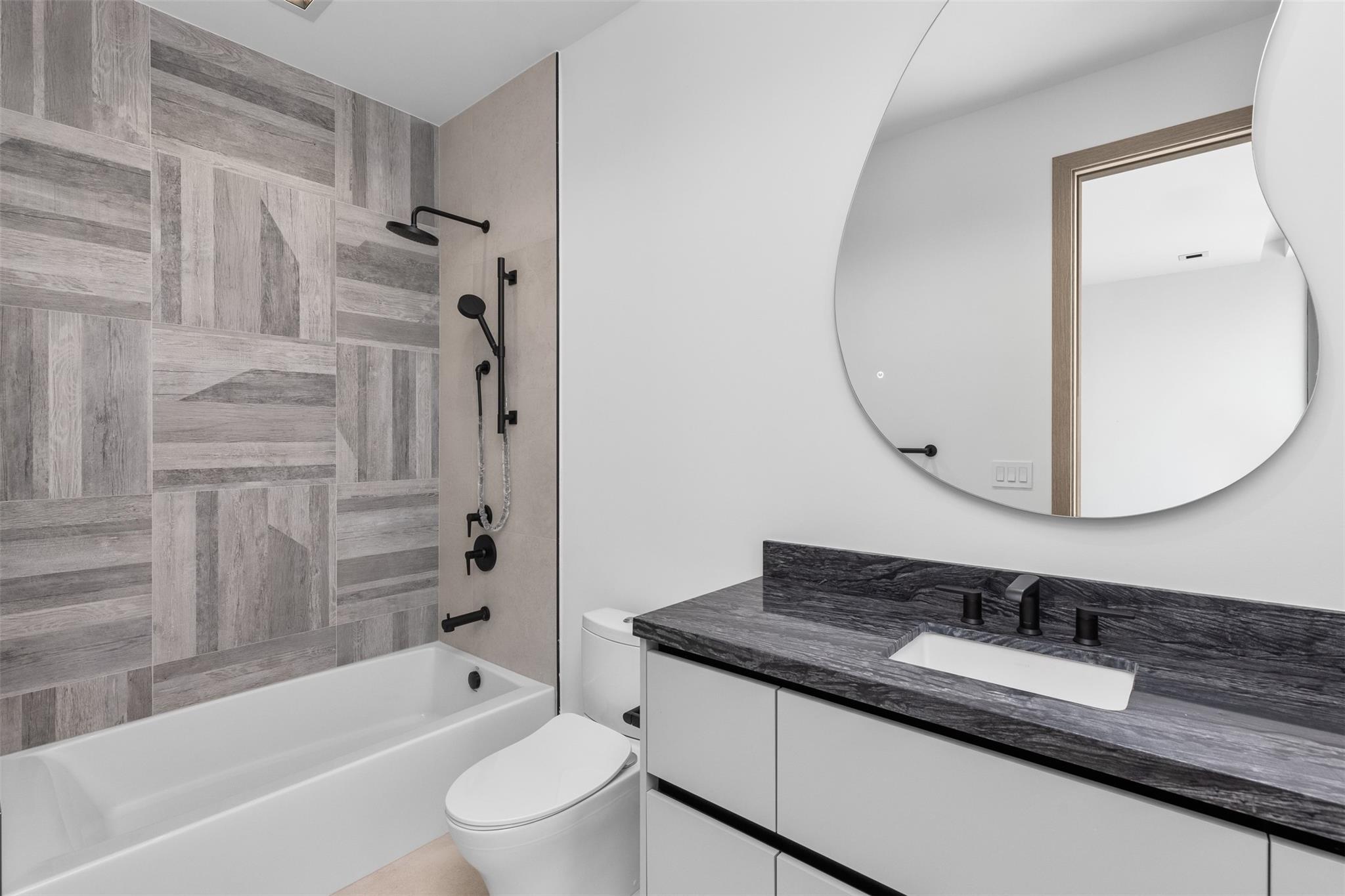 1626 E Lake Dr Fort Lauderdale, FL 33316