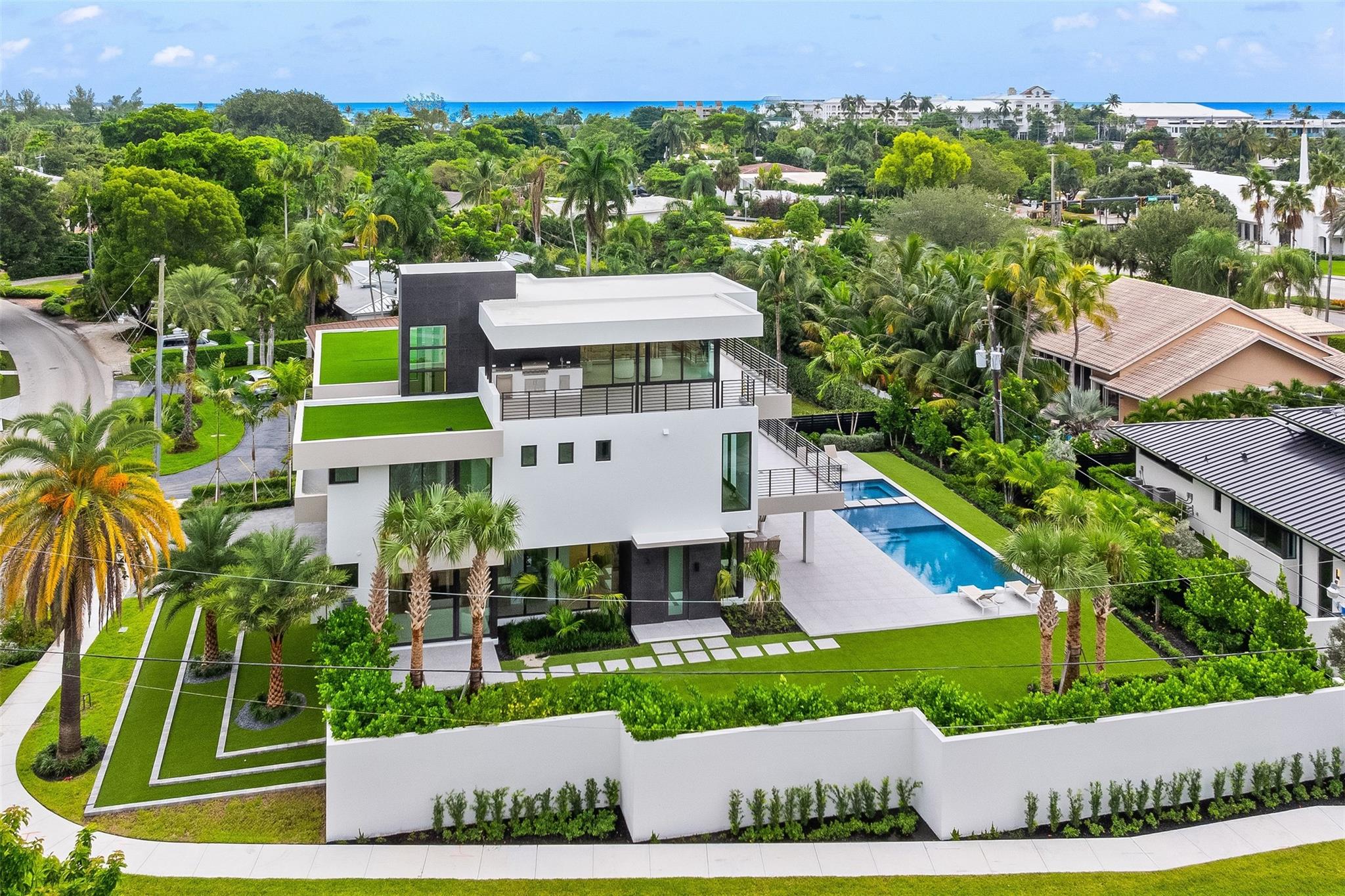 1626 E Lake Dr Fort Lauderdale, FL 33316