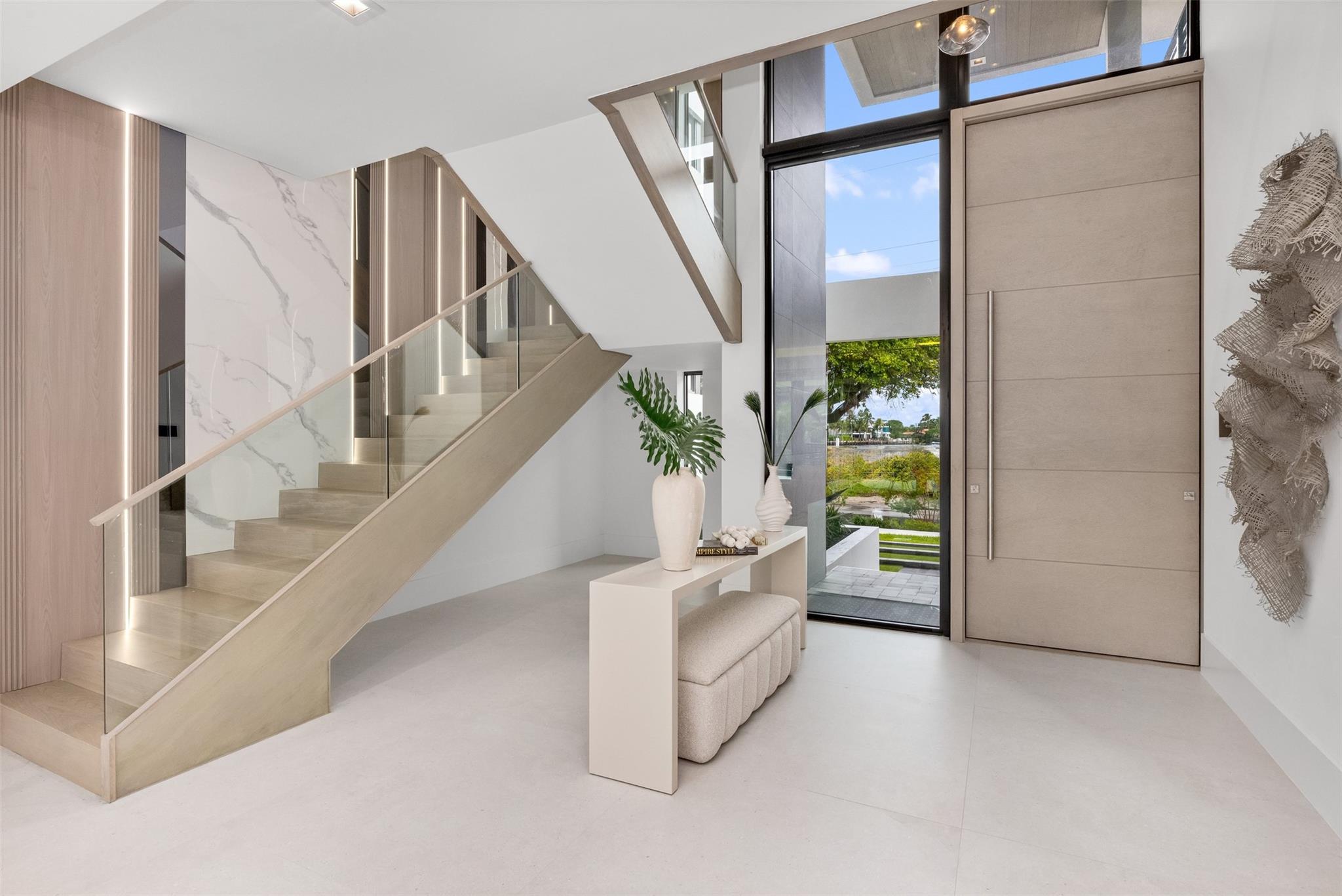 1626 E Lake Dr Fort Lauderdale, FL 33316