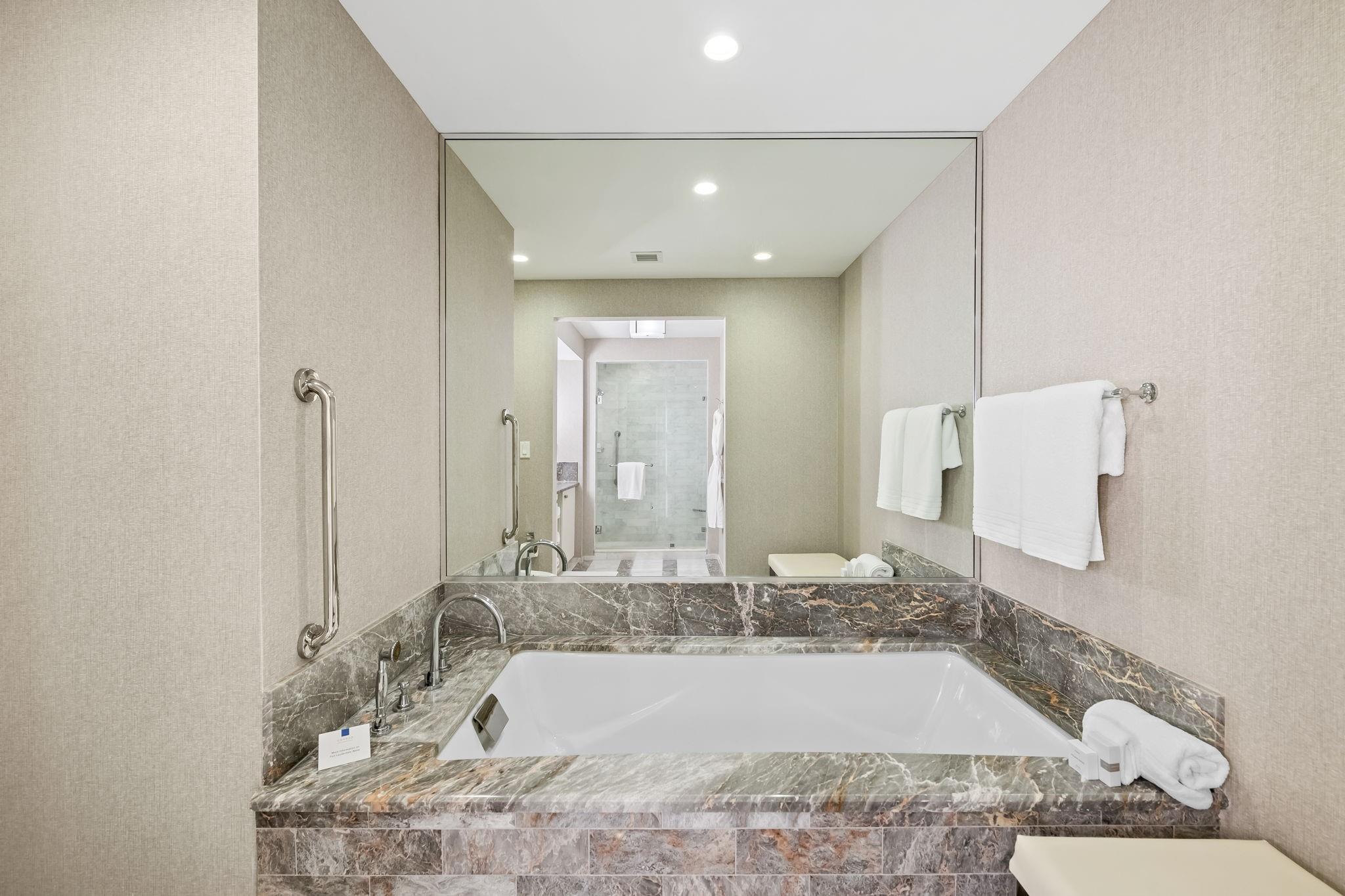 551 N Fort Lauderdale Bch Blvd #H1116 Fort Lauderdale, FL 33304