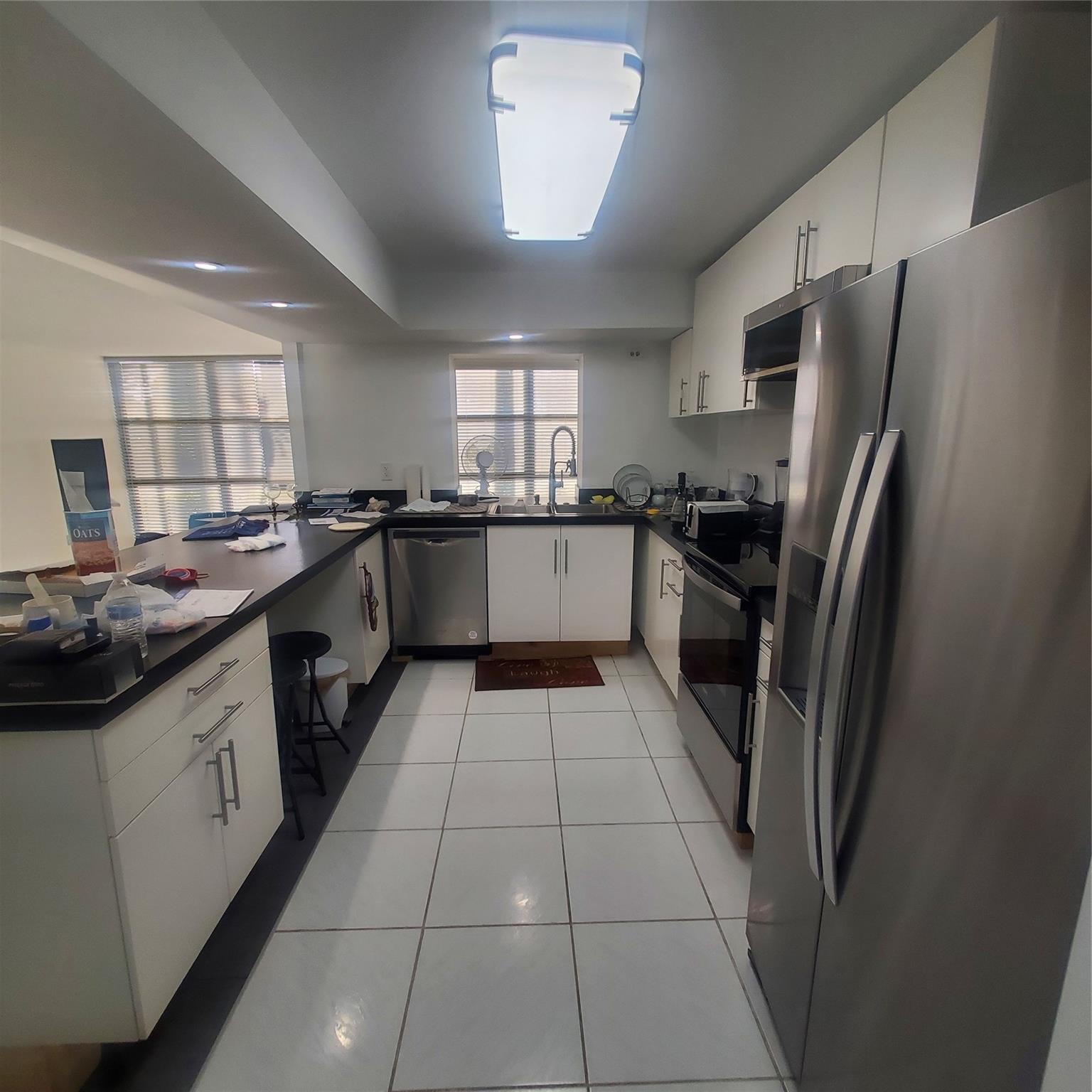 800 Parkview Dr #103