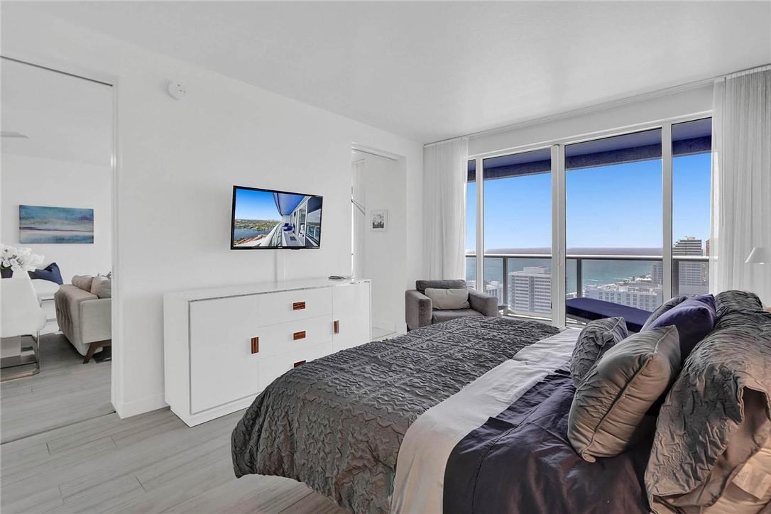 3101 Bayshore #2407 Fort Lauderdale, FL 33304