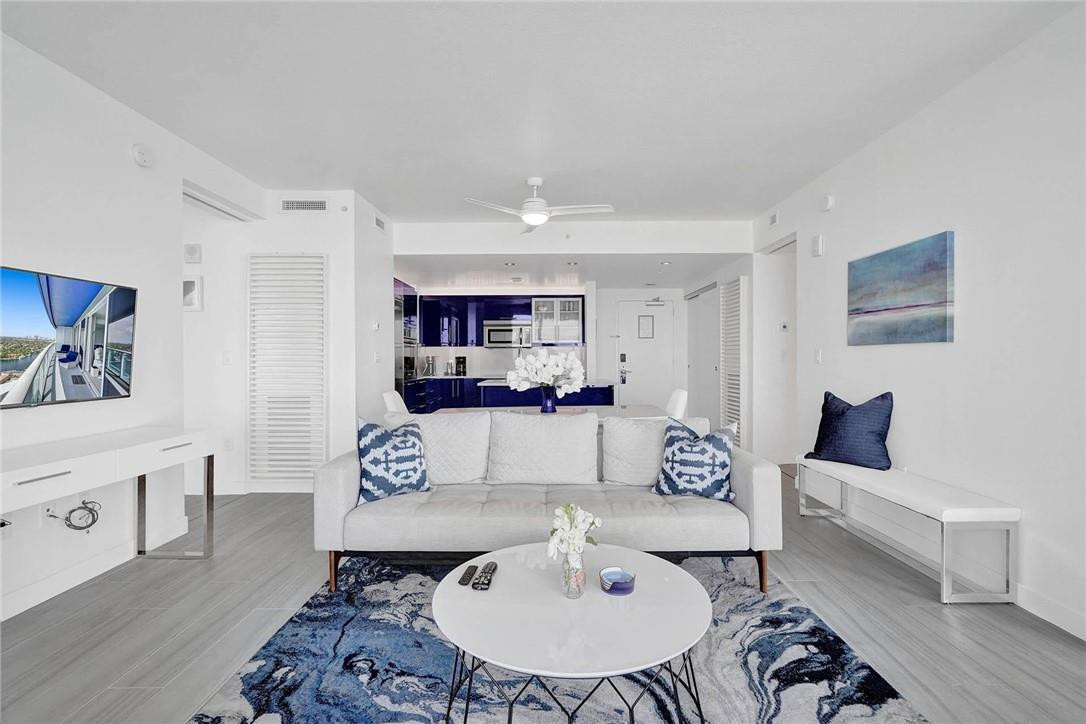 3101 Bayshore #2407 Fort Lauderdale, FL 33304