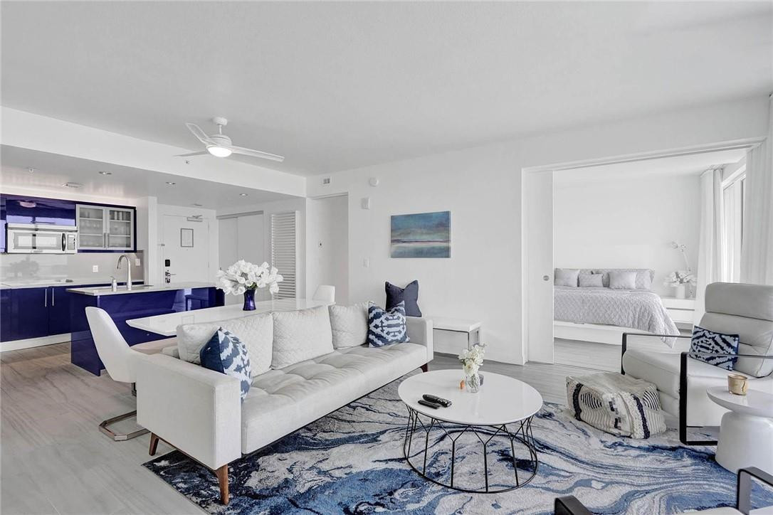 3101 Bayshore #2407 Fort Lauderdale, FL 33304