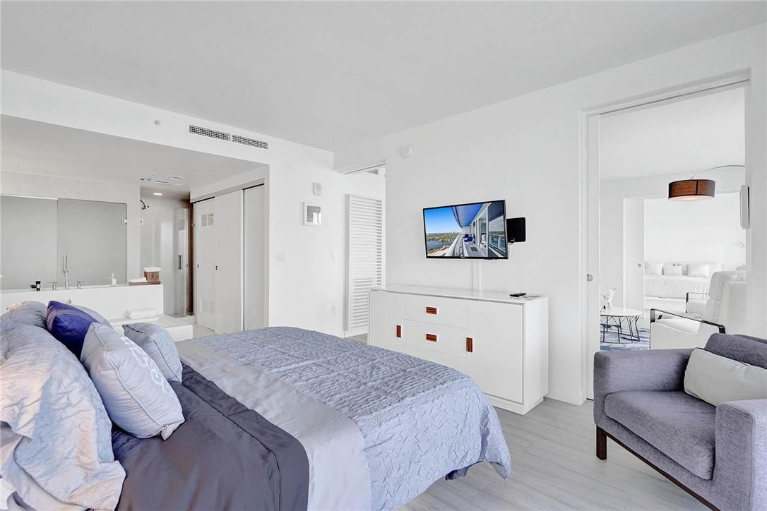 3101 Bayshore #2407 Fort Lauderdale, FL 33304