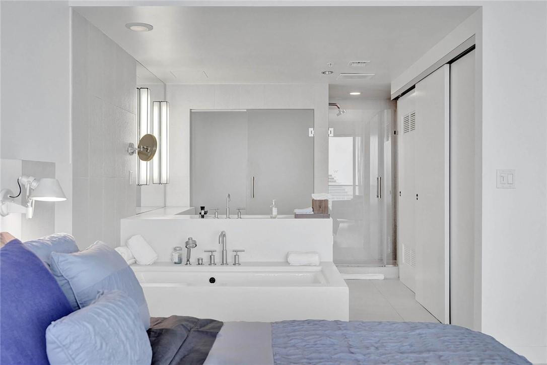 3101 Bayshore #2407 Fort Lauderdale, FL 33304