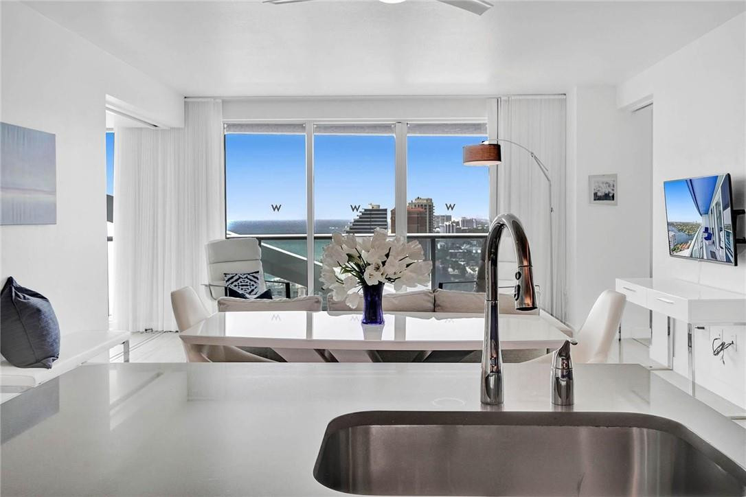 3101 Bayshore #2407 Fort Lauderdale, FL 33304