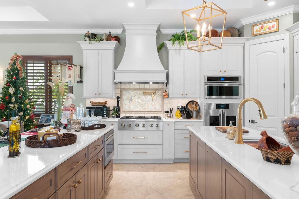 2500 NE 14th Fort Lauderdale, FL 33304