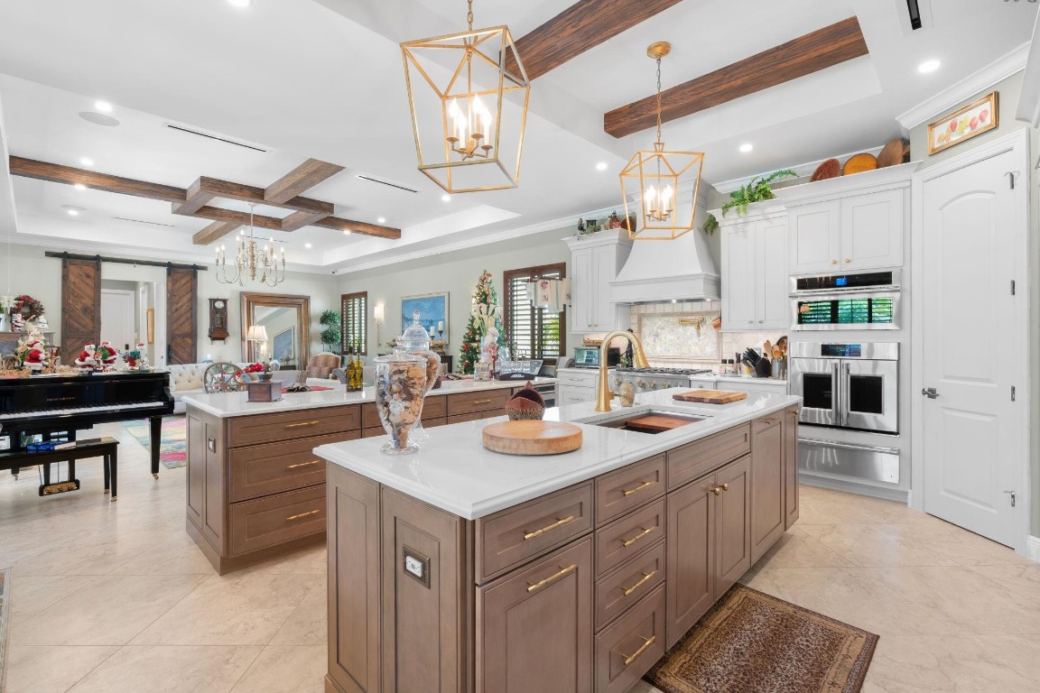 2500 NE 14th Fort Lauderdale, FL 33304