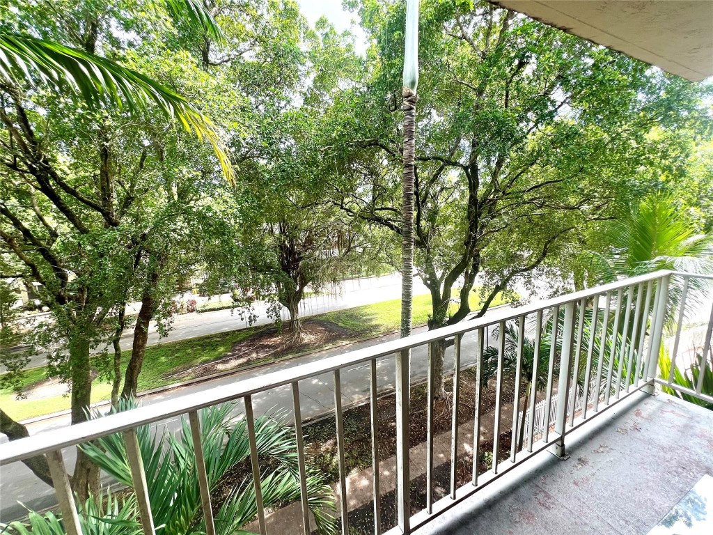 1805 Sans Souci Blvd #403 North Miami, FL 33181