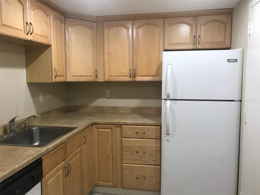 1805 Sans Souci Blvd #403 North Miami, FL 33181