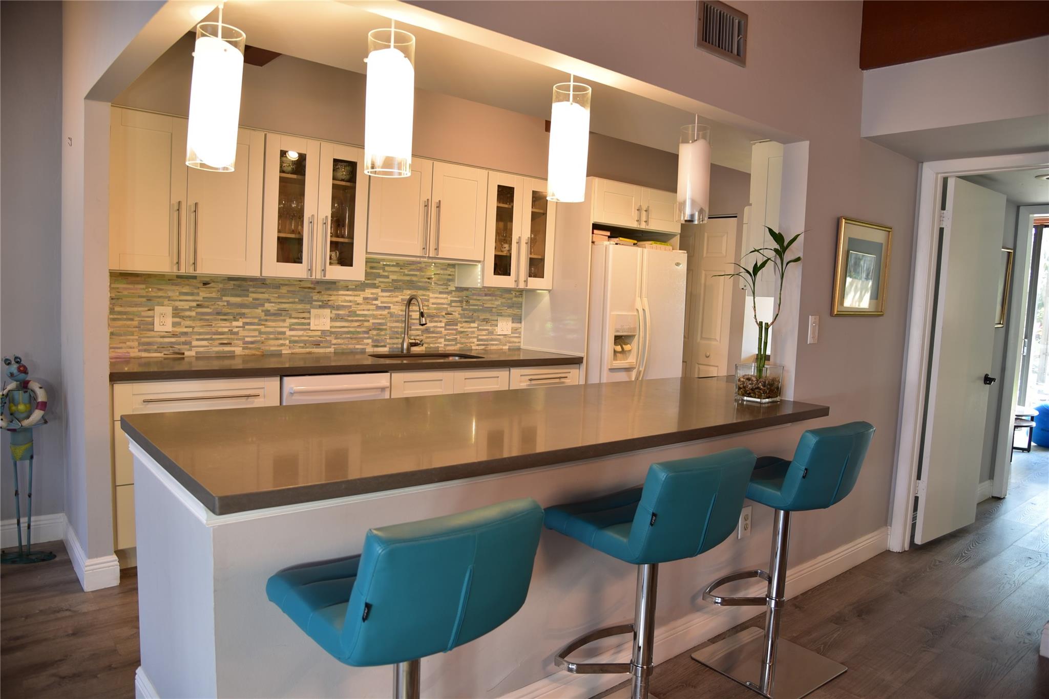 761 E Coco Plum Cir #1 Plantation, FL 33324