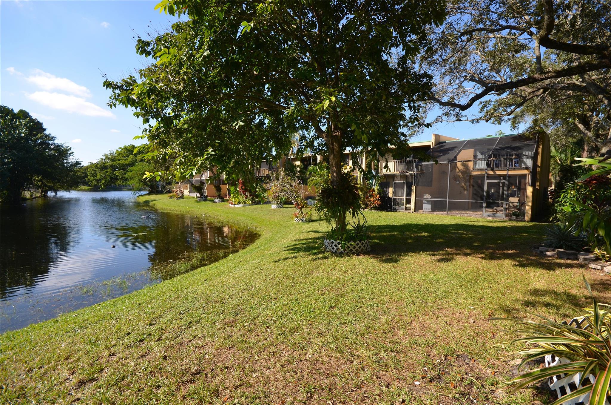 761 E Coco Plum Cir #1 Plantation, FL 33324