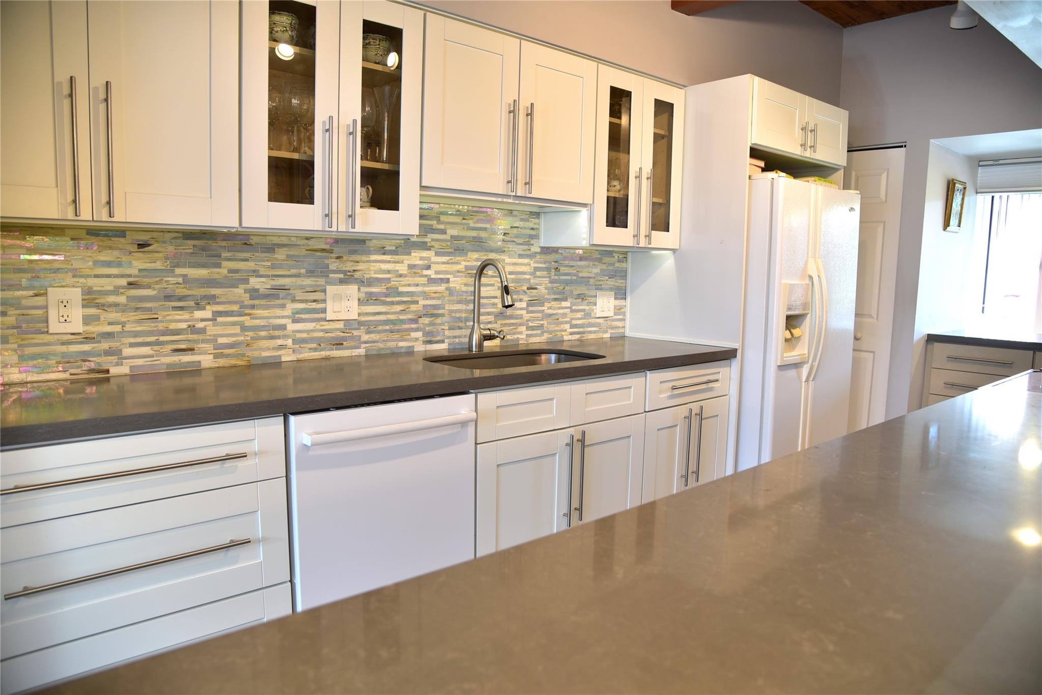 761 E Coco Plum Cir #1 Plantation, FL 33324