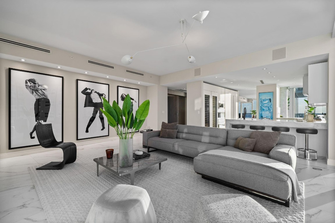 2200 N Ocean #S1801 Fort Lauderdale, FL 33305