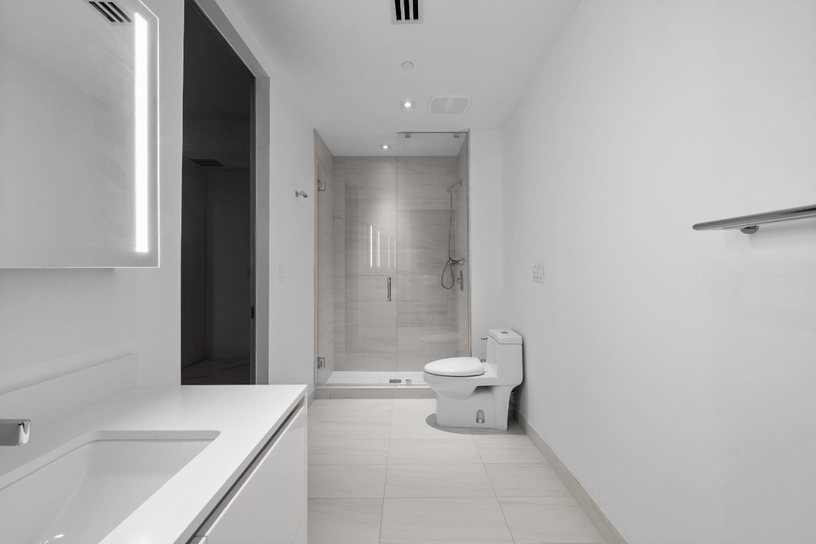 2200 N Ocean #S1801 Fort Lauderdale, FL 33305