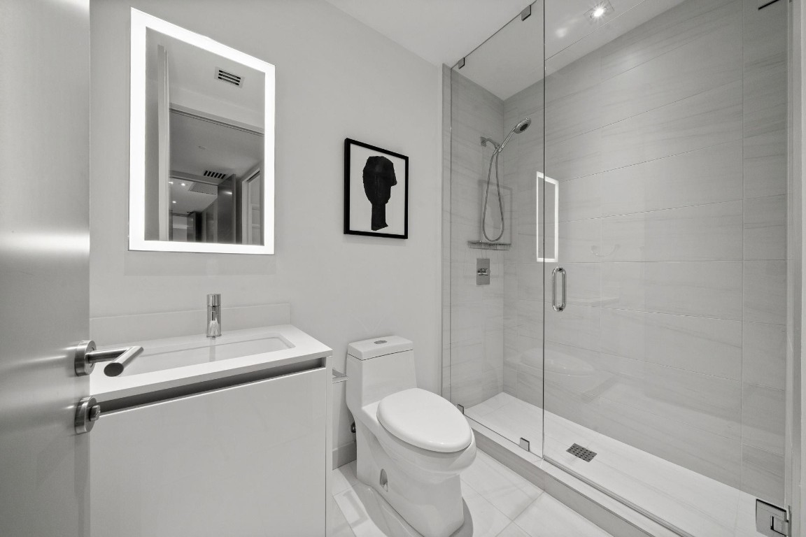 2200 N Ocean #S1801 Fort Lauderdale, FL 33305