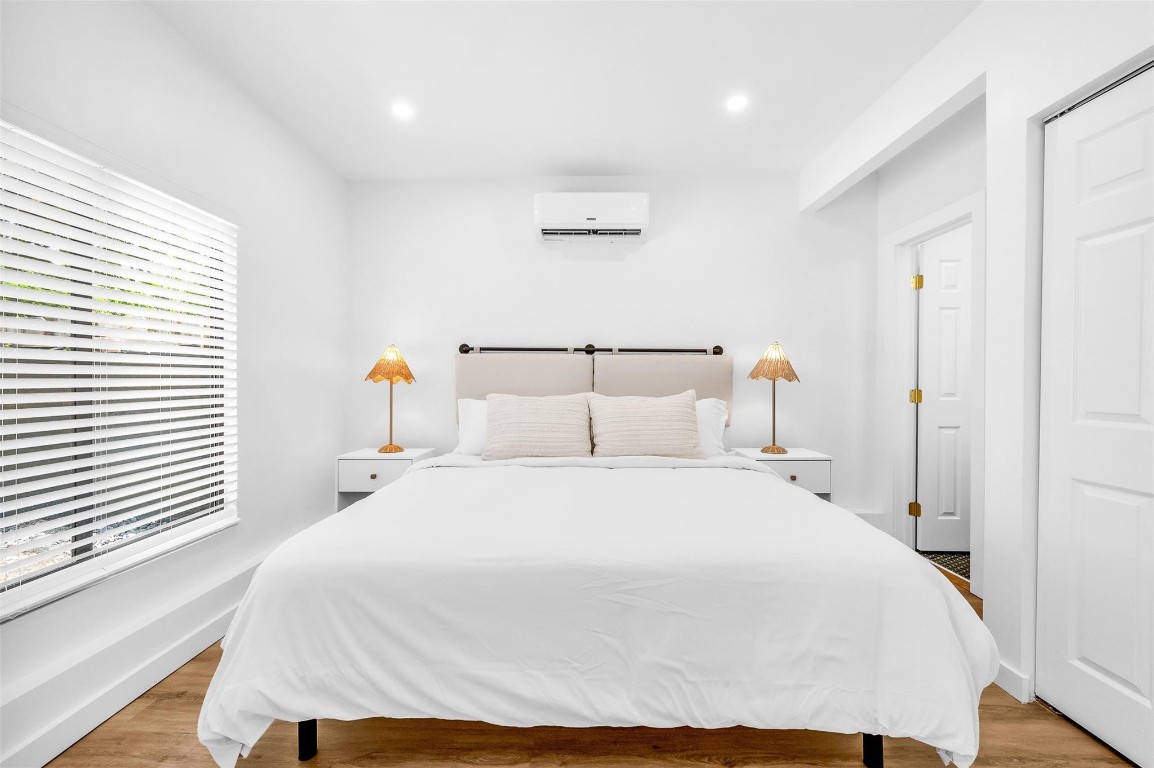 648 NE 16th Ter Fort Lauderdale, FL 33304