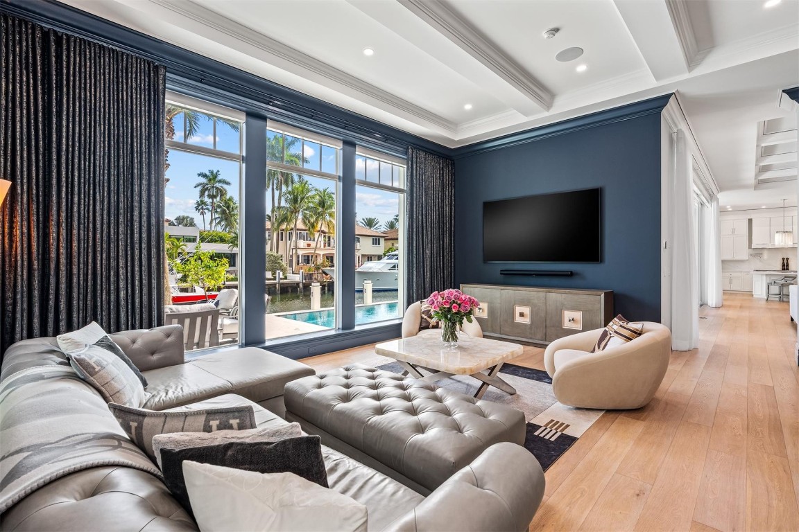 400 Coral Fort Lauderdale, FL 33301