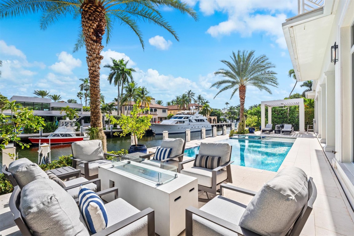 400 Coral Fort Lauderdale, FL 33301