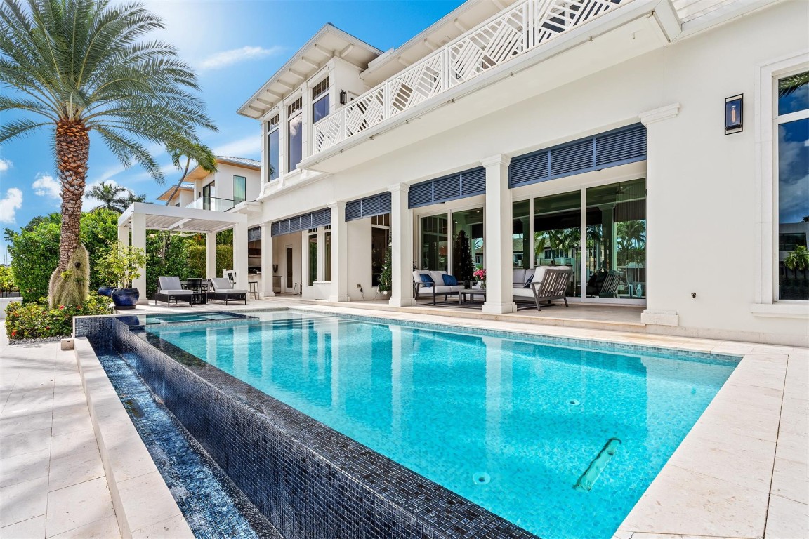 400 Coral Fort Lauderdale, FL 33301