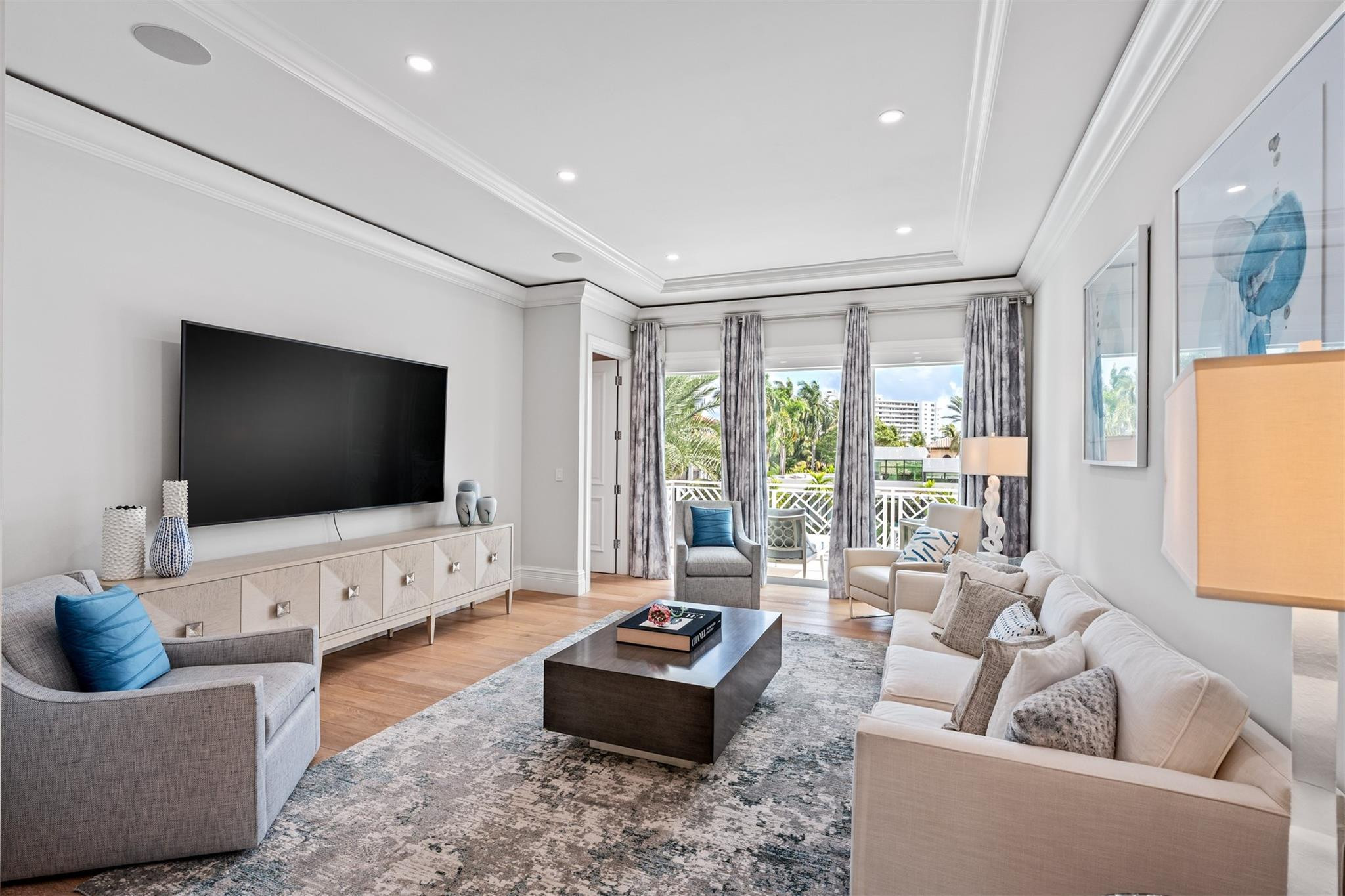 400 Coral Fort Lauderdale, FL 33301