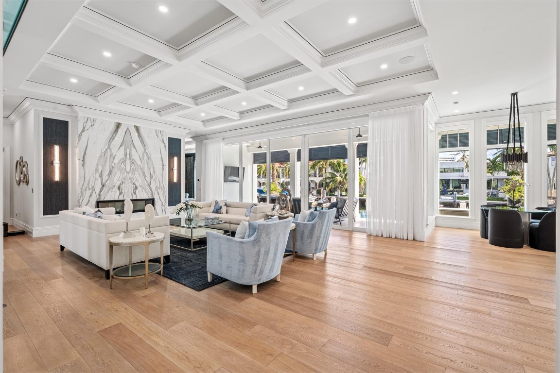 400 Coral Fort Lauderdale, FL 33301