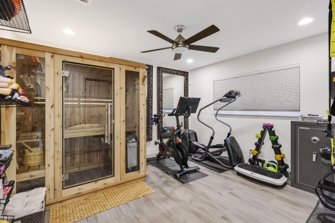 3041 NE 40th Fort Lauderdale, FL 33308