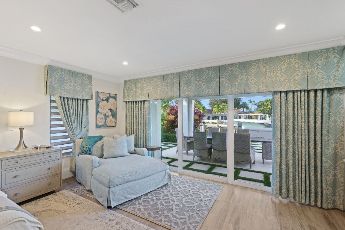 3041 NE 40th Fort Lauderdale, FL 33308