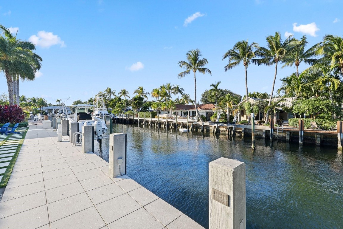 3041 NE 40th Fort Lauderdale, FL 33308