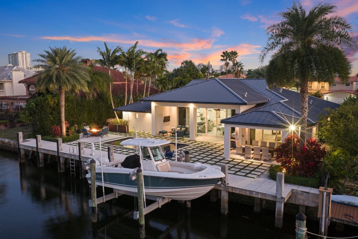 3041 NE 40th Fort Lauderdale, FL 33308