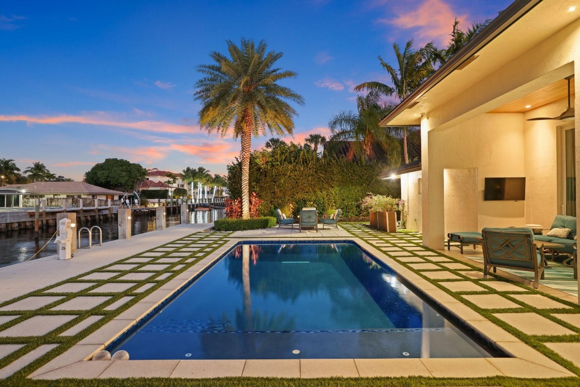 3041 NE 40th Fort Lauderdale, FL 33308