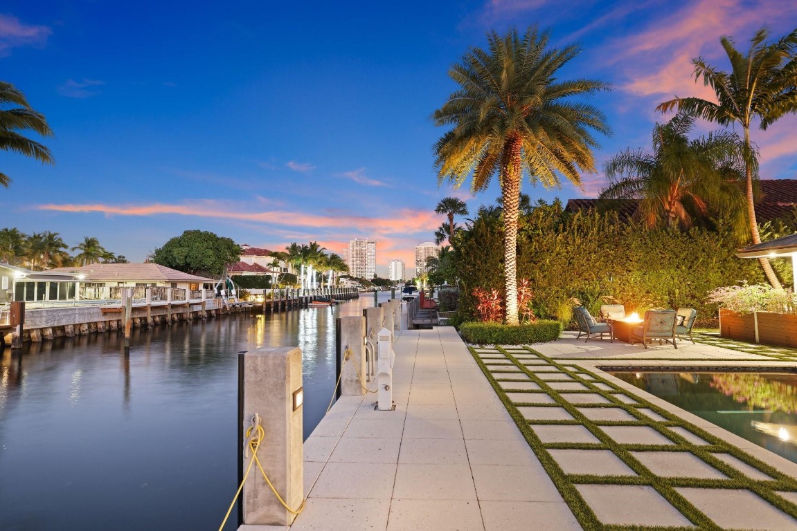 3041 NE 40th Fort Lauderdale, FL 33308