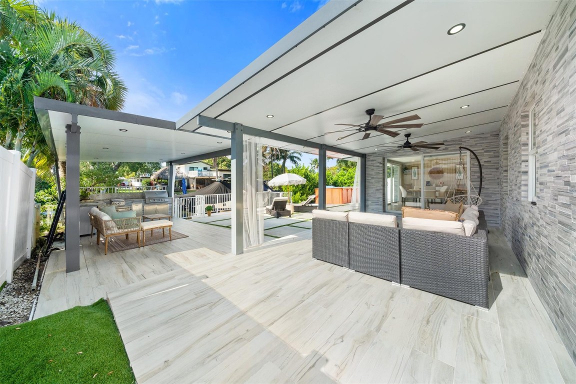 2419 Marathon Fort Lauderdale, FL 33312