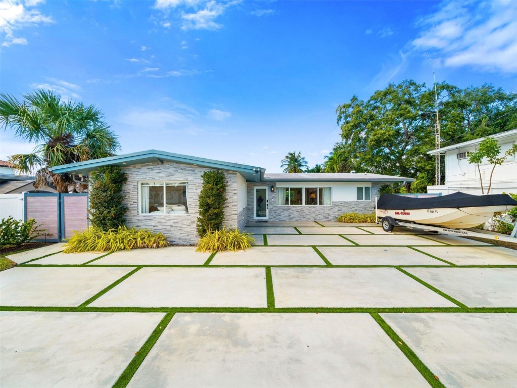 2419 Marathon Fort Lauderdale, FL 33312