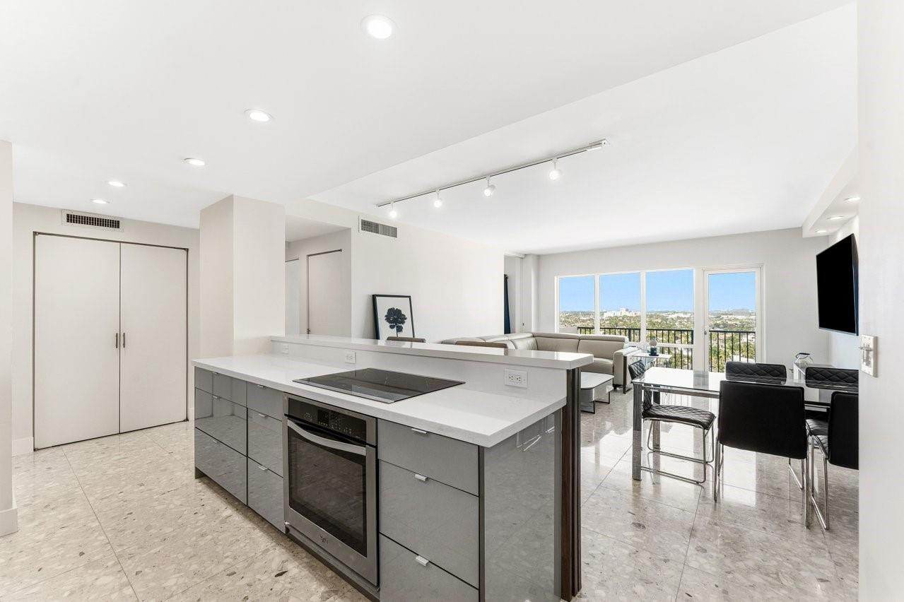 340 Sunset #1808 Fort Lauderdale, FL 33301