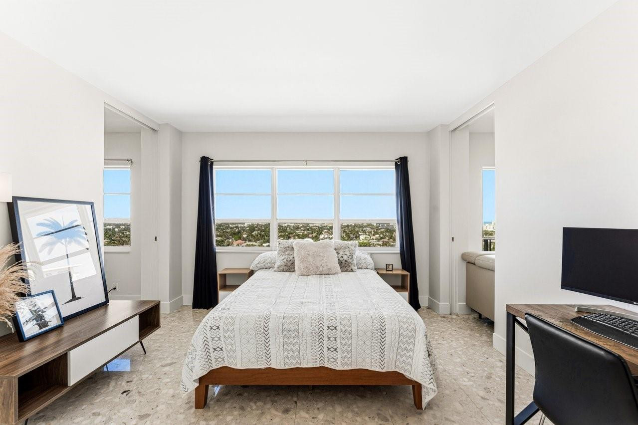 340 Sunset #1808 Fort Lauderdale, FL 33301