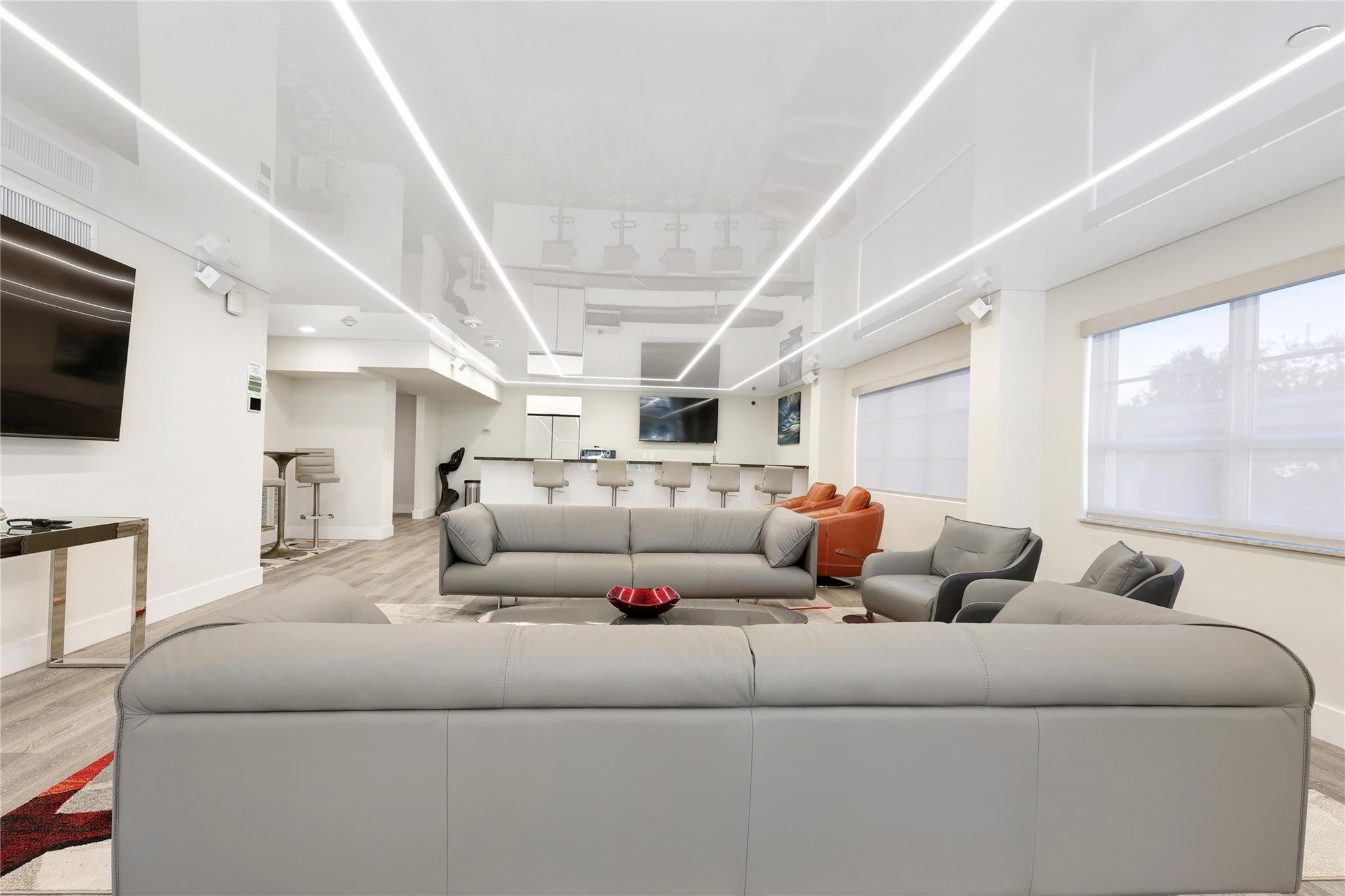 340 Sunset #1808 Fort Lauderdale, FL 33301