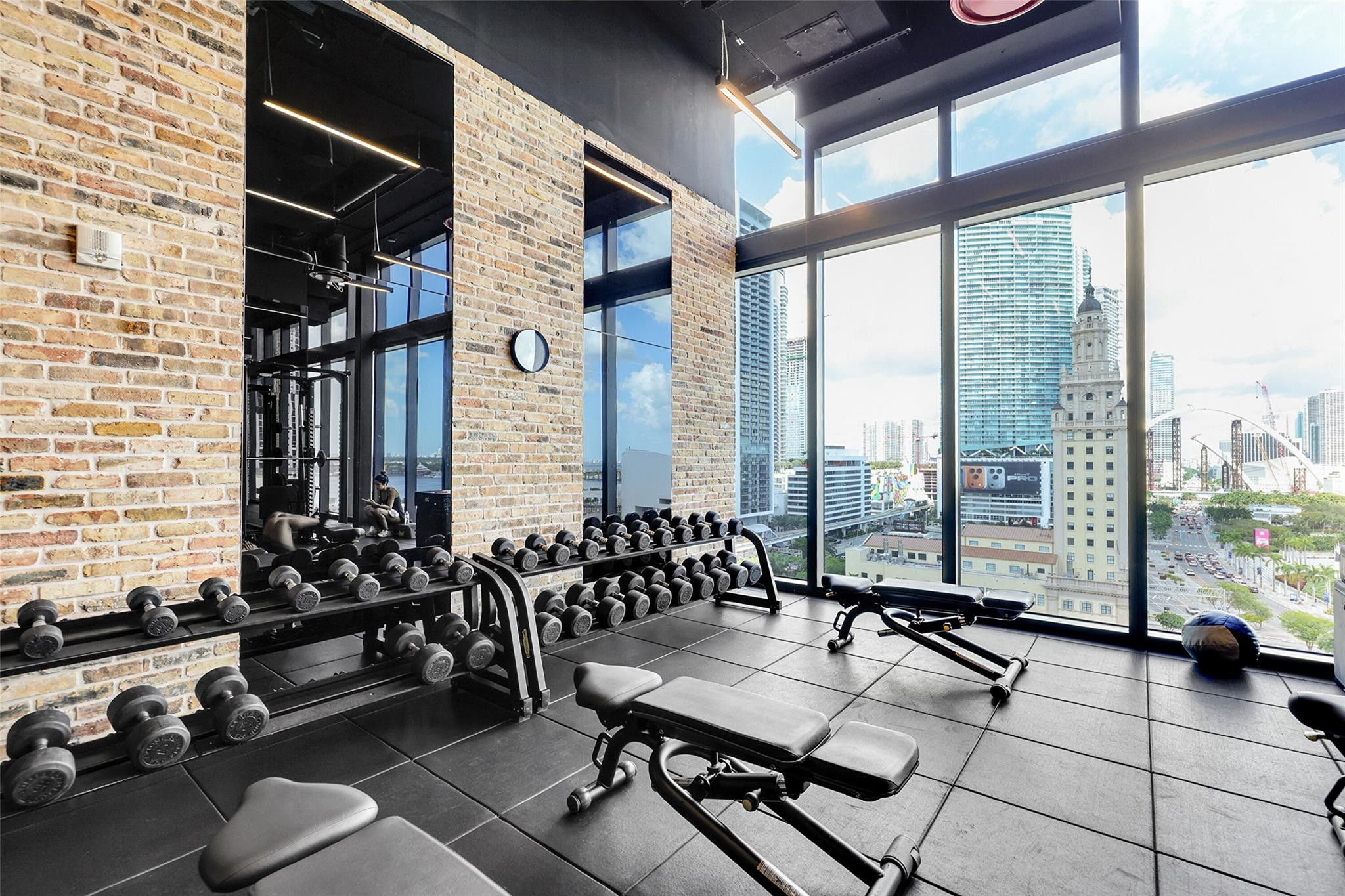 image The Elser Hotel & Residences13