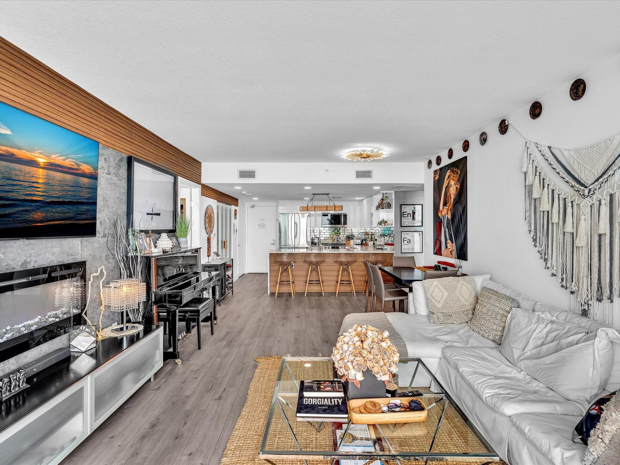 image Onyx on the Bay12